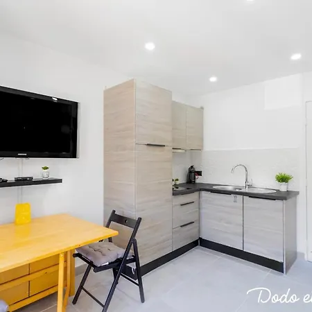Adorable Studio With Ac Close To The Beach - Dodo Et Tartine Apartment *
